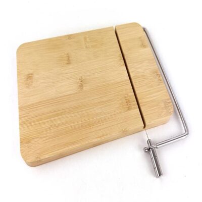 Bamboo bread board with cutter-1