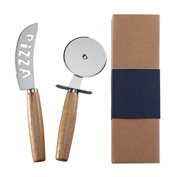 Pizza cutter set with wood handle-