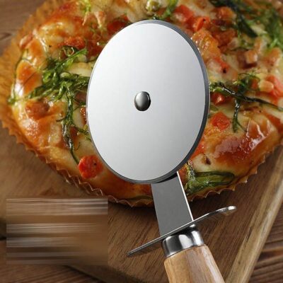 Pizza cutter set with wood handle-3