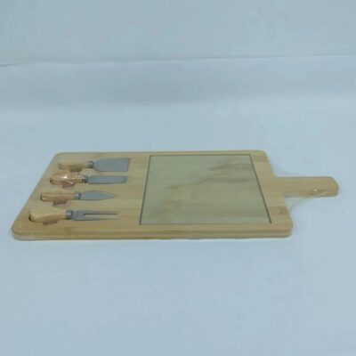 cheese and crackers tray with knife-2